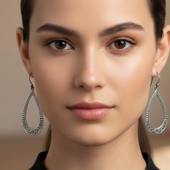 Annika Witt Jewelry - NWT Sterling Silver Teardrop Earrings with Vintage Charm